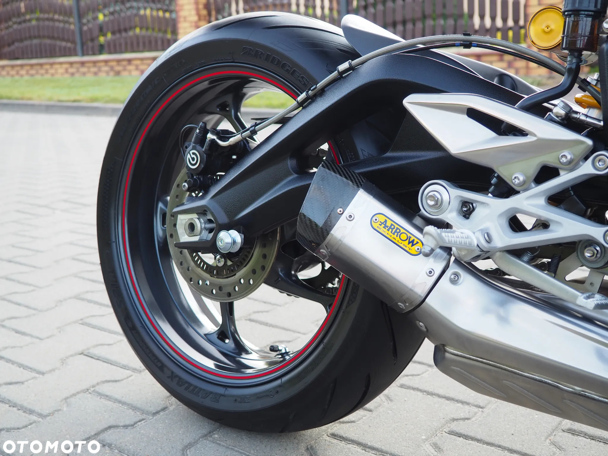 Triumph Street Triple - 23