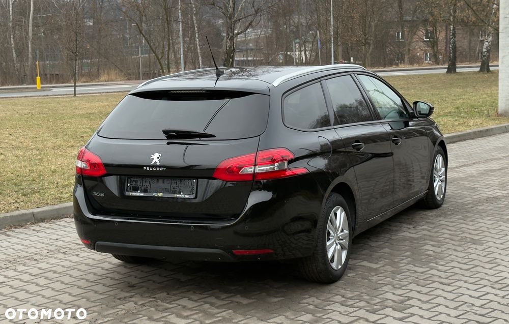 Peugeot 308 - 6