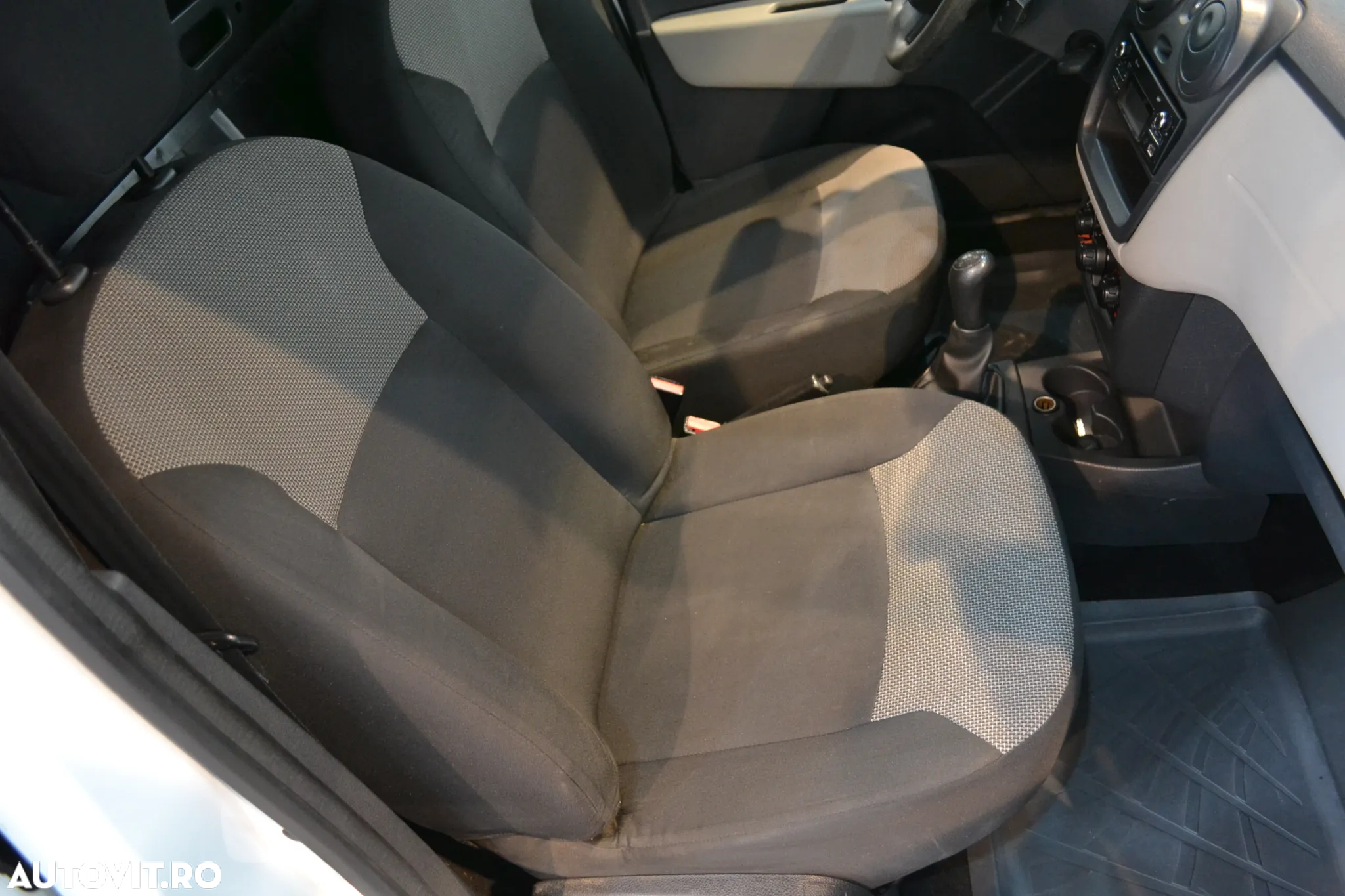 Dacia Dokker 1.5 dCi 75 CP Ambiance - 8