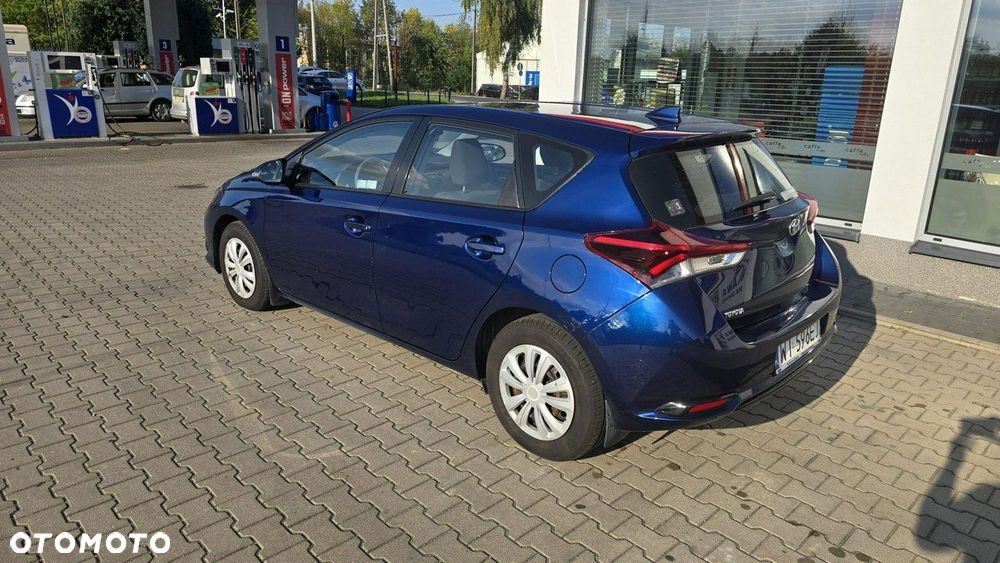 Toyota Auris - 7