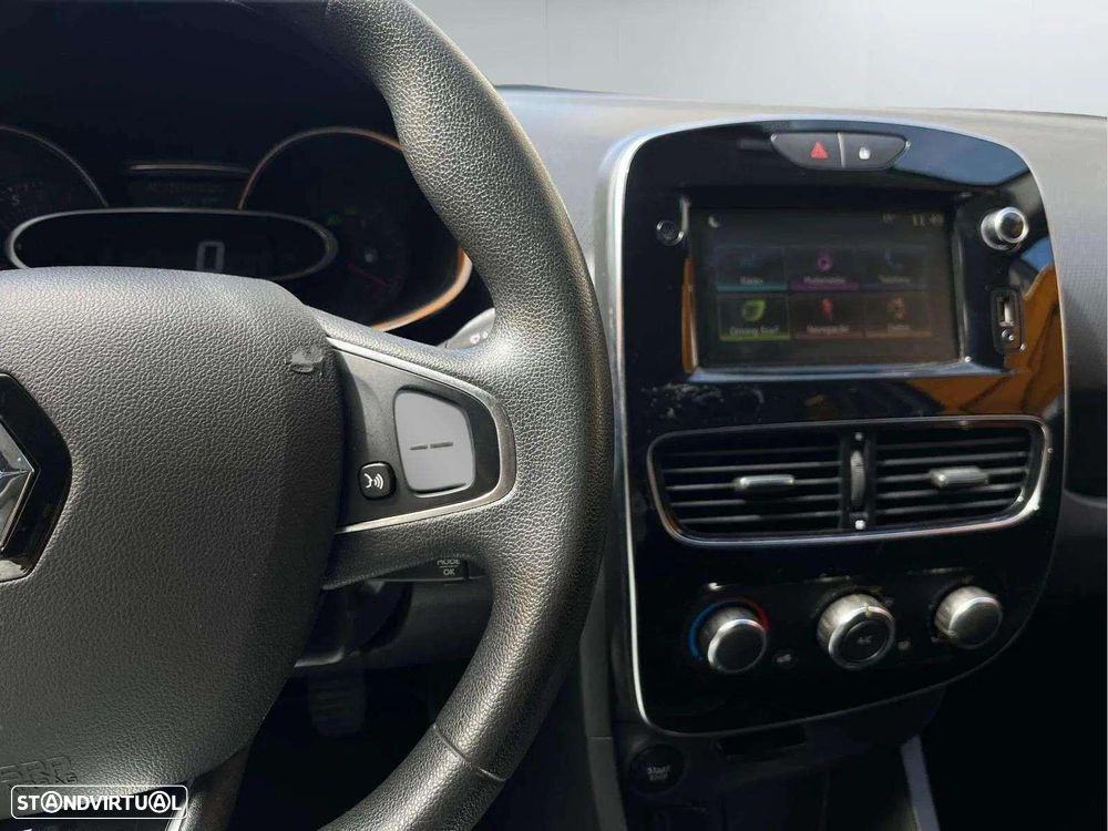 Renault Clio Sport Tourer 0.9 TCe Zen - 16