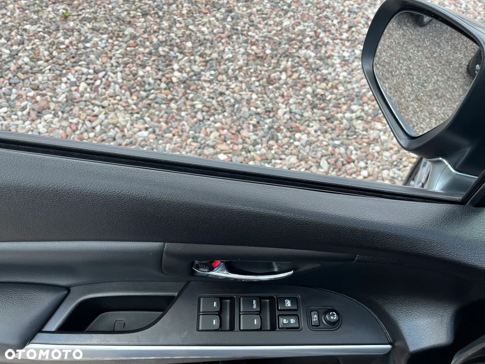 Suzuki SX4 S-Cross 1.6 VVT CVT 4x4 Comfort - 18