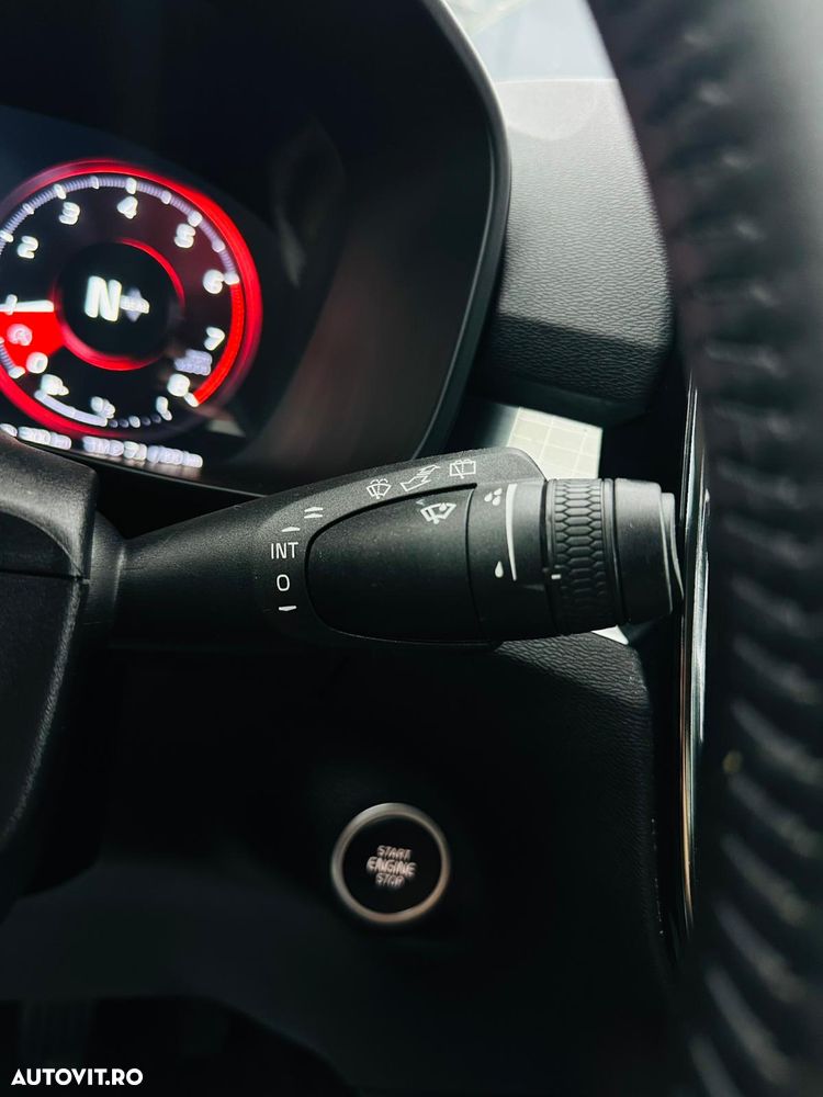 Volvo XC 40 T2 Momentum Core - 30