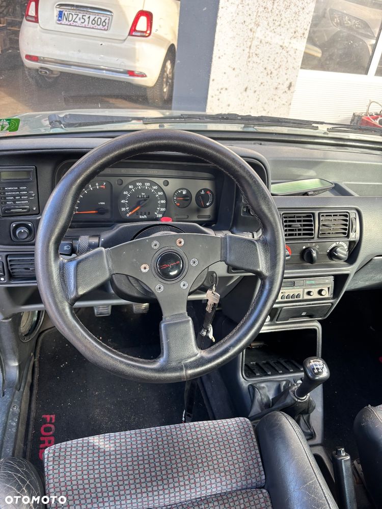 Ford Escort - 15