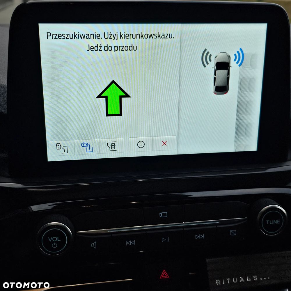 Ford Kuga 2.5 Duratec PHEV ST-LINE X - 21