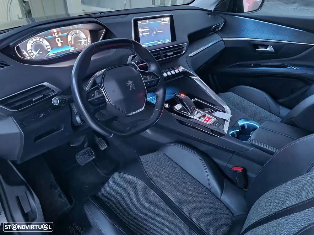 Peugeot 3008 1.5 BlueHDi Allure Pack EAT8 - 4