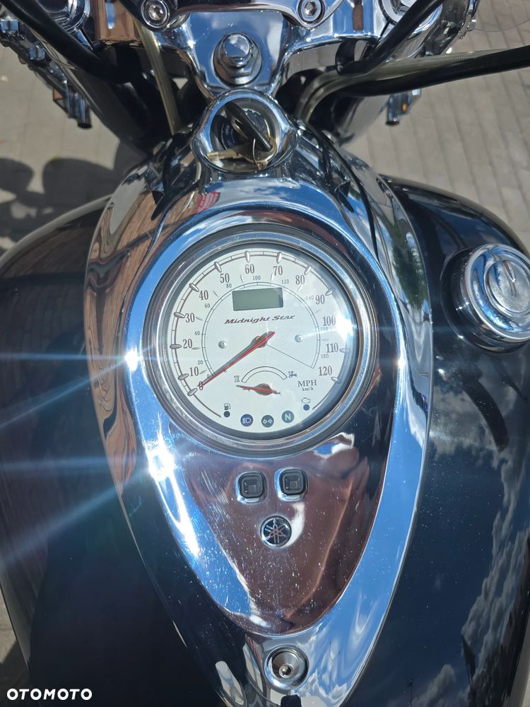 Yamaha Road Star - 9