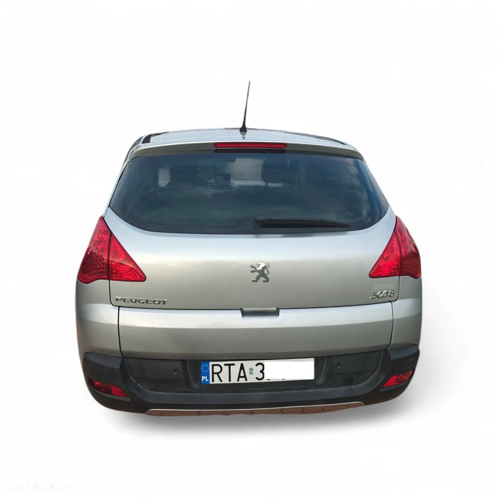 Peugeot 3008 1.6 Premium - 5