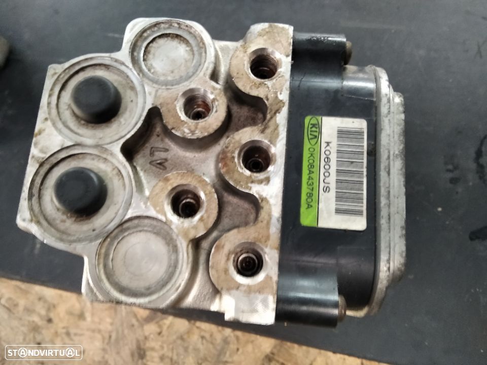 Modulo ABS Kia sportge 0k0600JS - 1