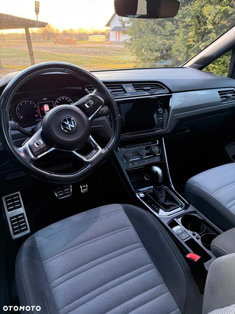 Volkswagen Touran 1.5 TSI EVO Highline DSG - 11