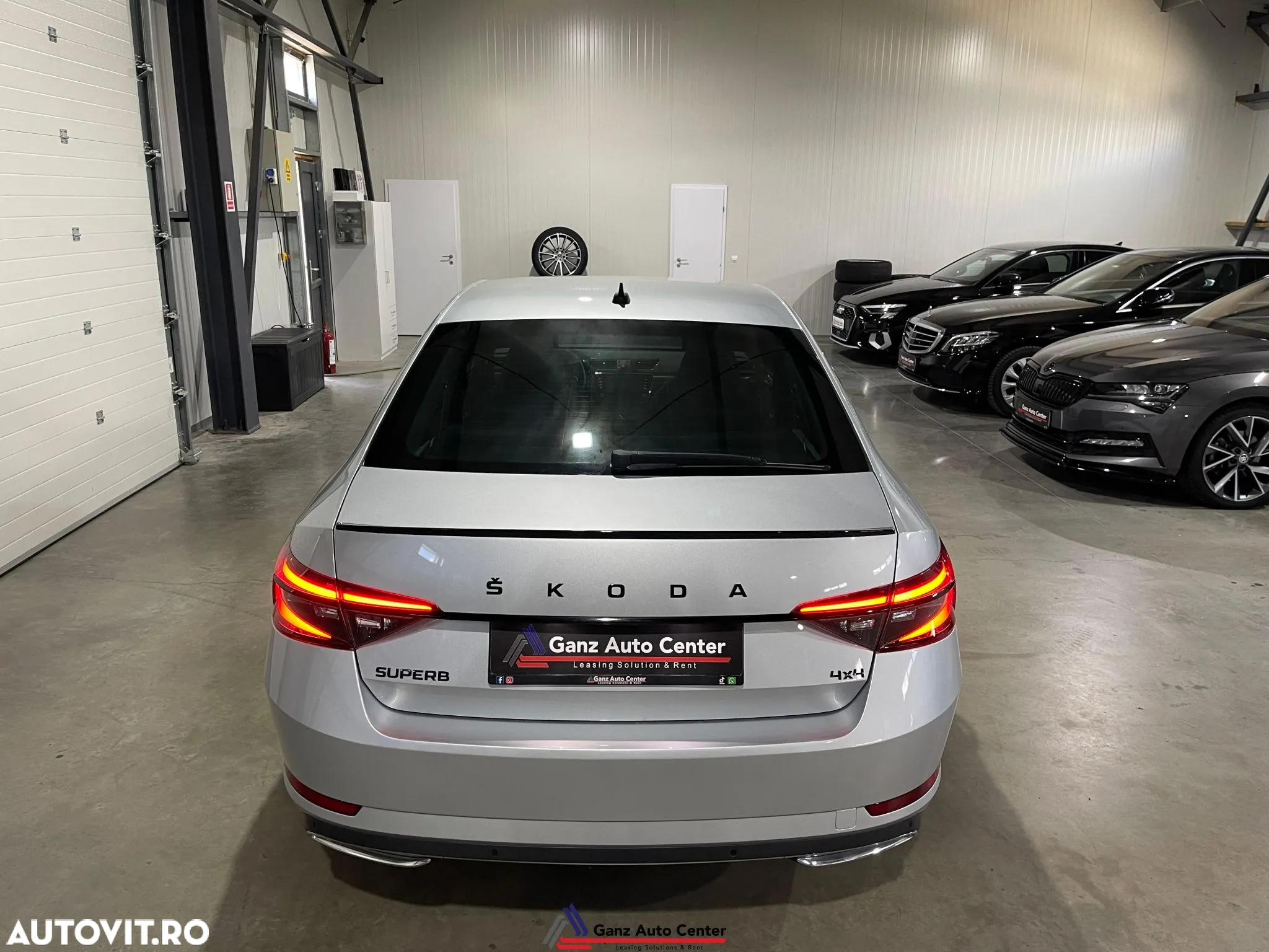 Skoda Superb 2.0 TDI 4X4 DSG Sportline - 31
