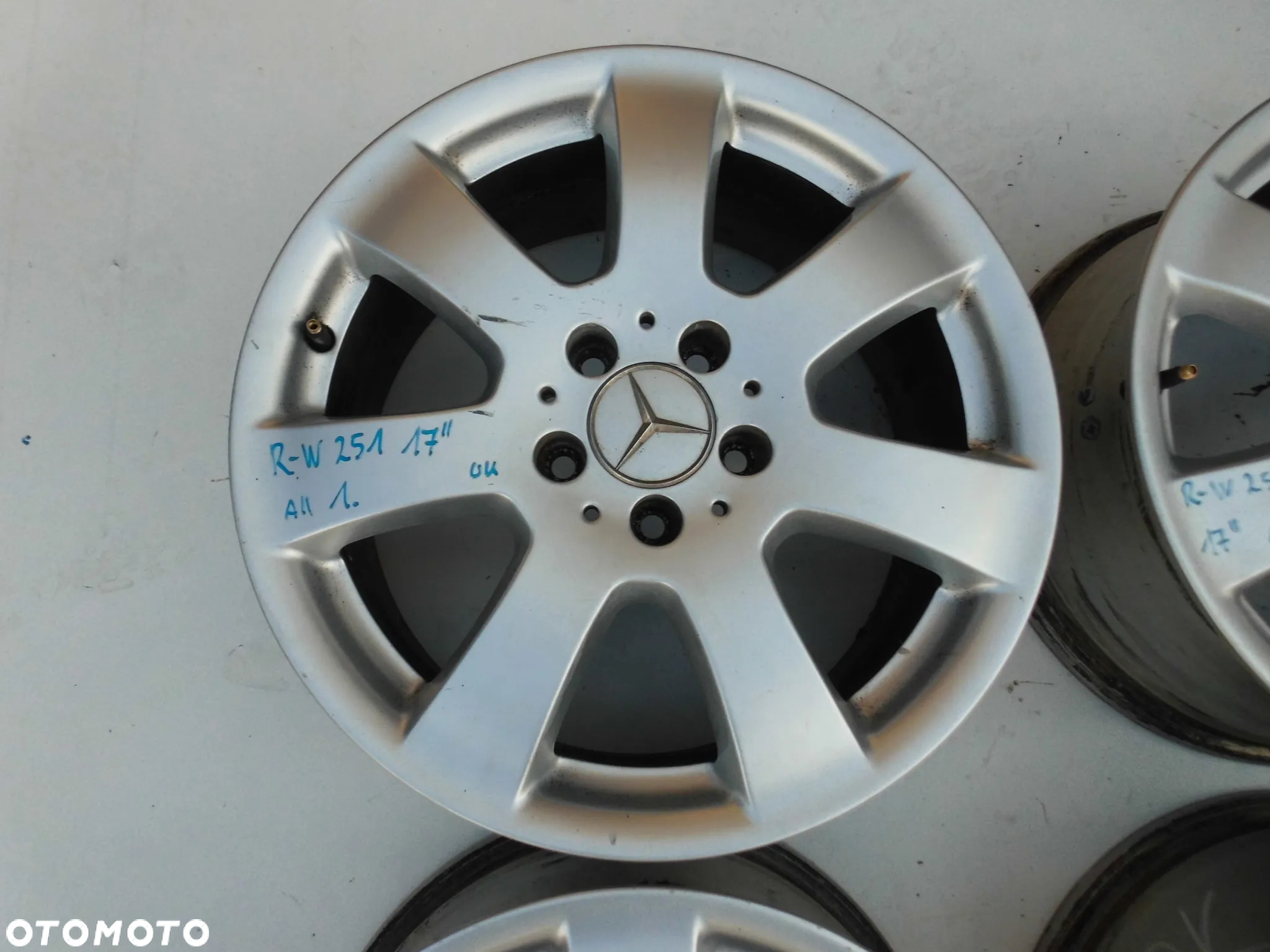 FELGI ALUMINIOWE MERCEDES R W251 ORYGINAŁ - 2