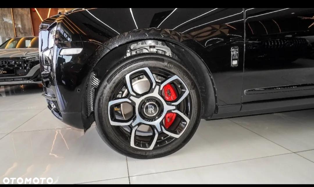 Rolls-Royce Cullinan Black Badge - 16