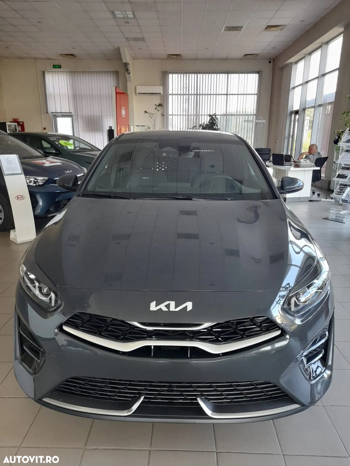 Kia Ceed 1.5 T-GDI 7DCT GT Line - 4