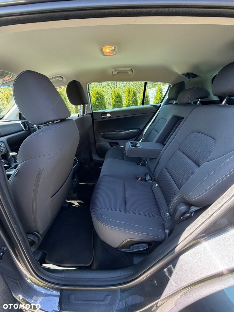 Kia Sportage 1.6 GDI 2WD DREAM-TEAM EDITION - 12