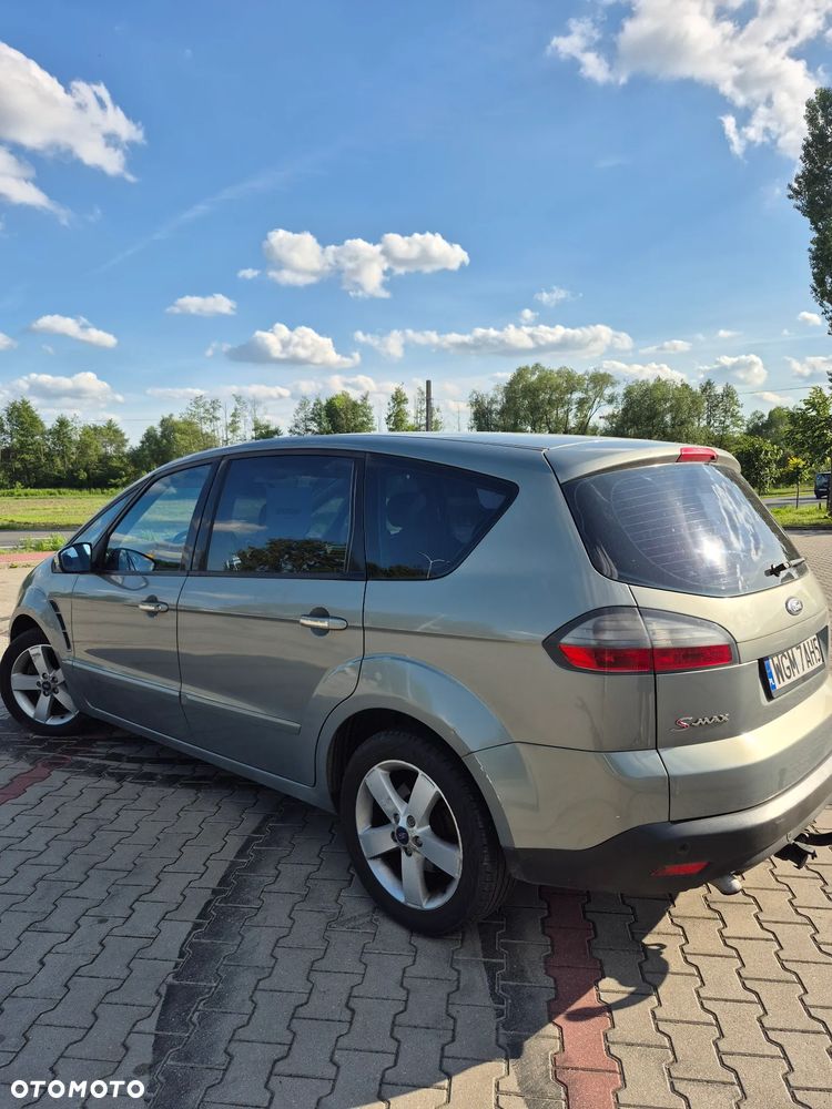 Ford S-Max 2.0 TDCi Titanium - 15