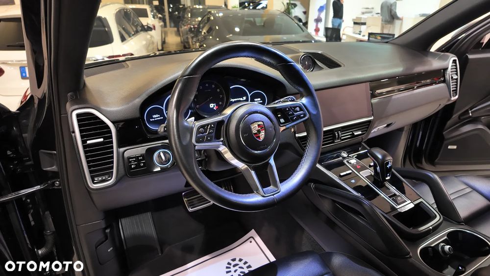 Porsche Cayenne S Platinum Edition - 25