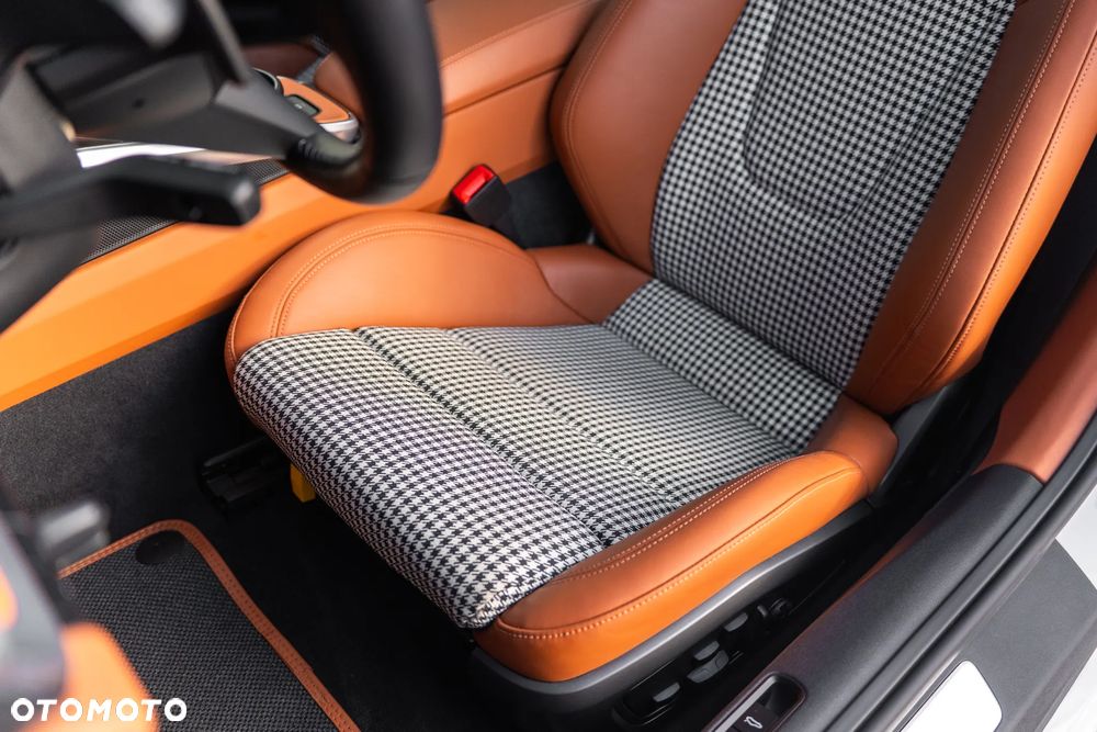 Porsche 911 Turbo - 21