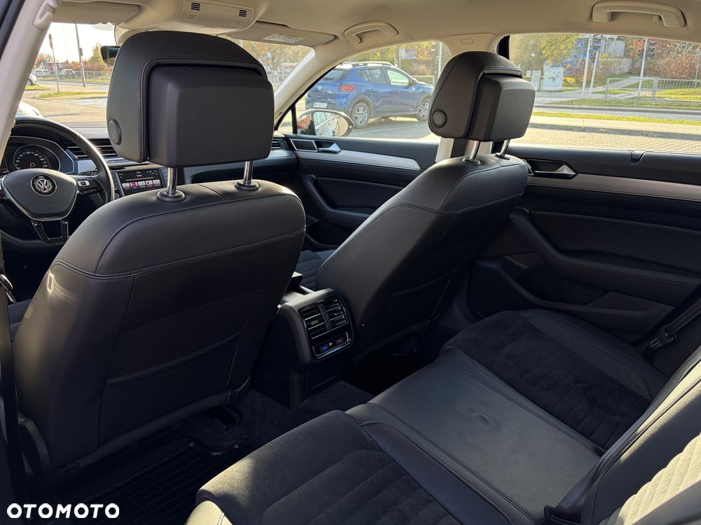 Volkswagen Passat 1.8 TSI BMT Highline - 20