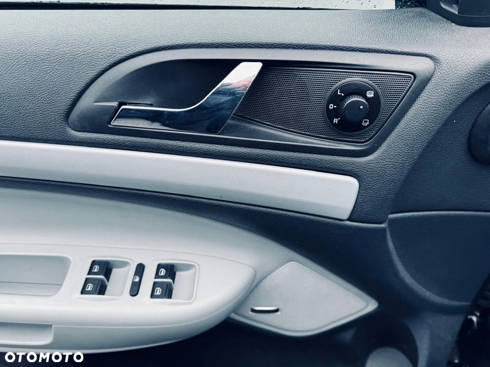 Skoda Octavia 1.8 TSI Laurin & Klement - 5