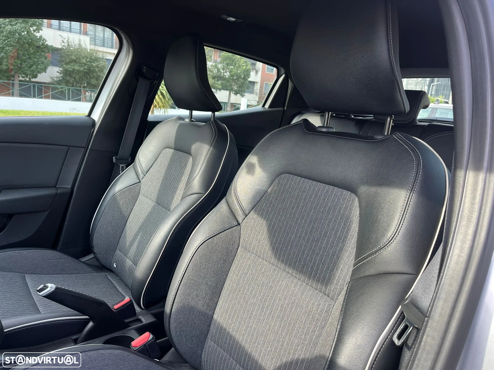 Renault Clio 1.5 Blue dCi Intens - 22