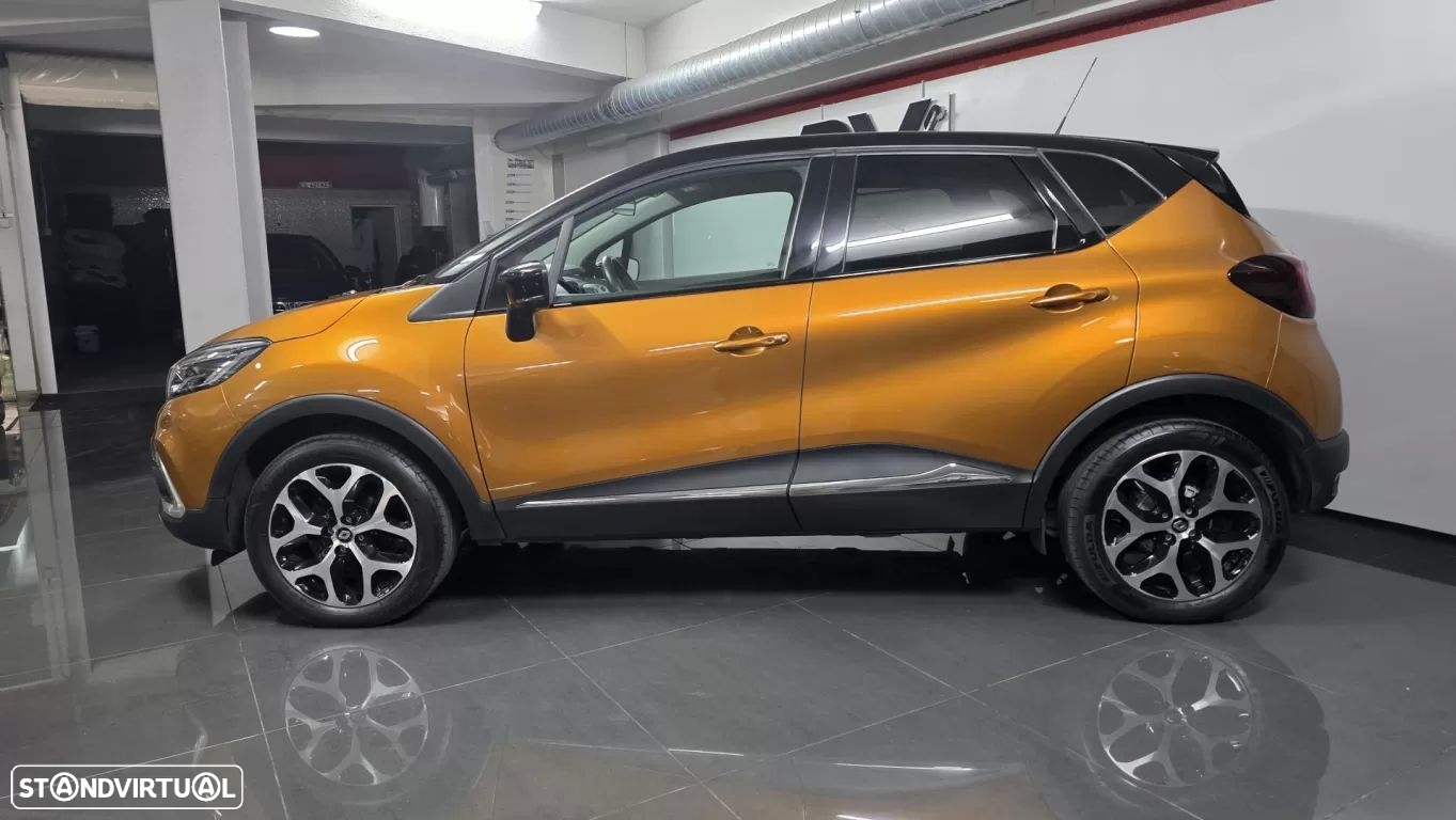 Renault Captur 0.9 TCE Exclusive XMOD - 2
