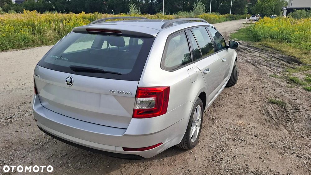 Skoda Octavia 1.4 TSI Ambition - 3