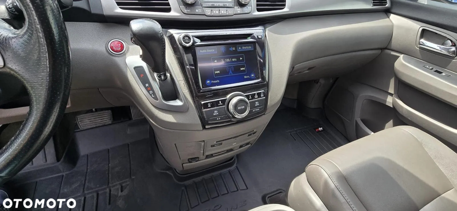 Honda Odyssey 3.5 LX - 13
