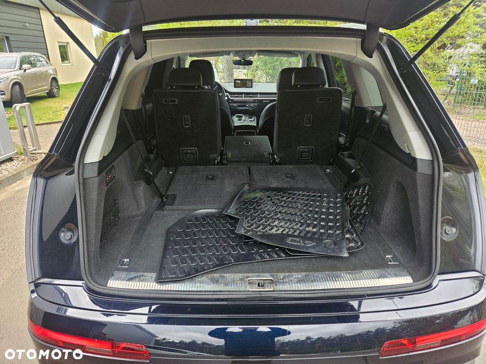 Audi Q7 - 9
