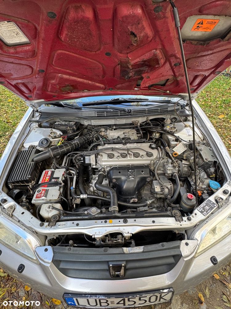 Honda Accord 2.0i ES - 12