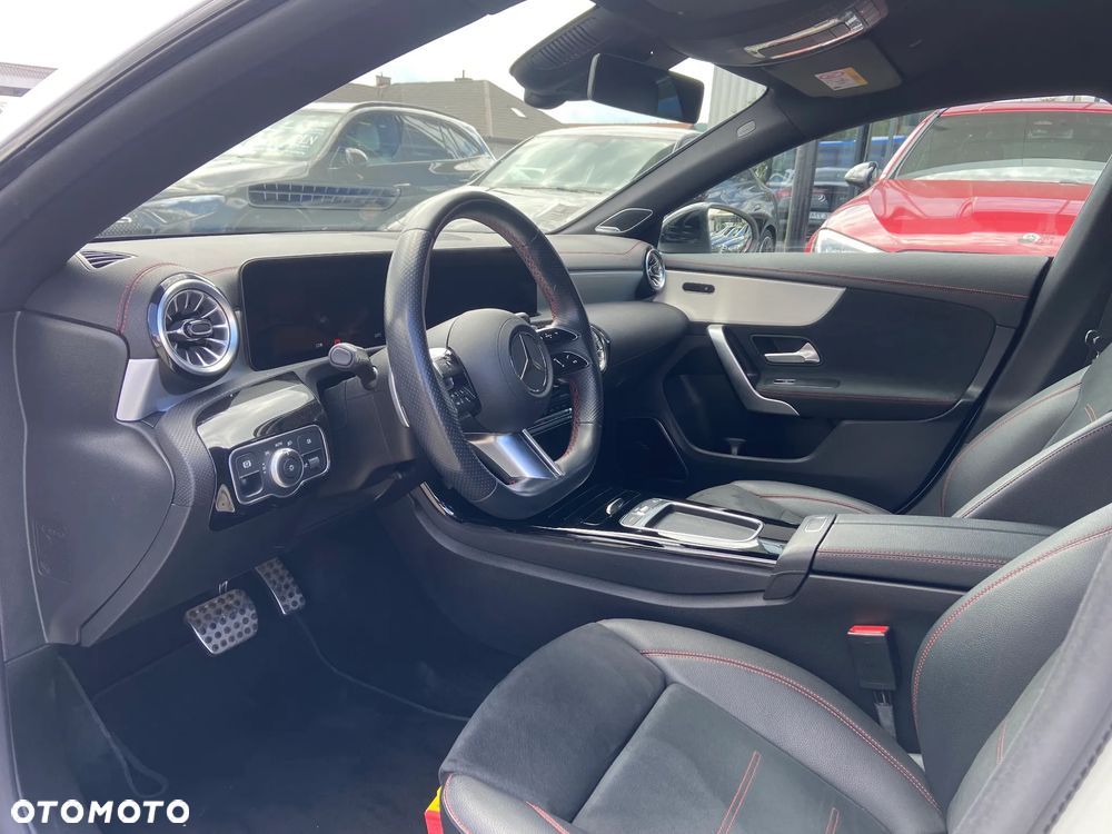 Mercedes-Benz CLA 200 AMG Line 7G-DCT - 6