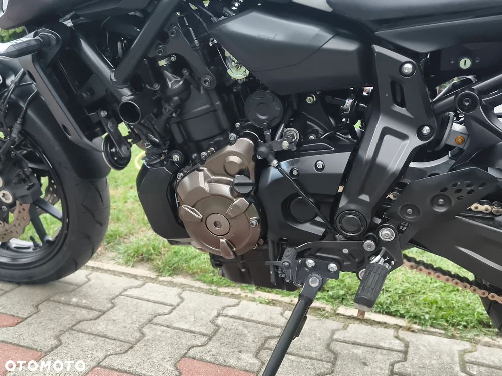 Yamaha MT - 22