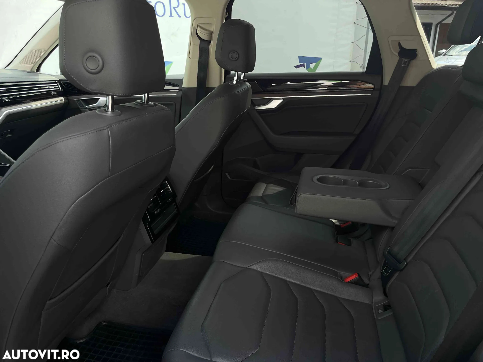 Volkswagen Touareg - 15