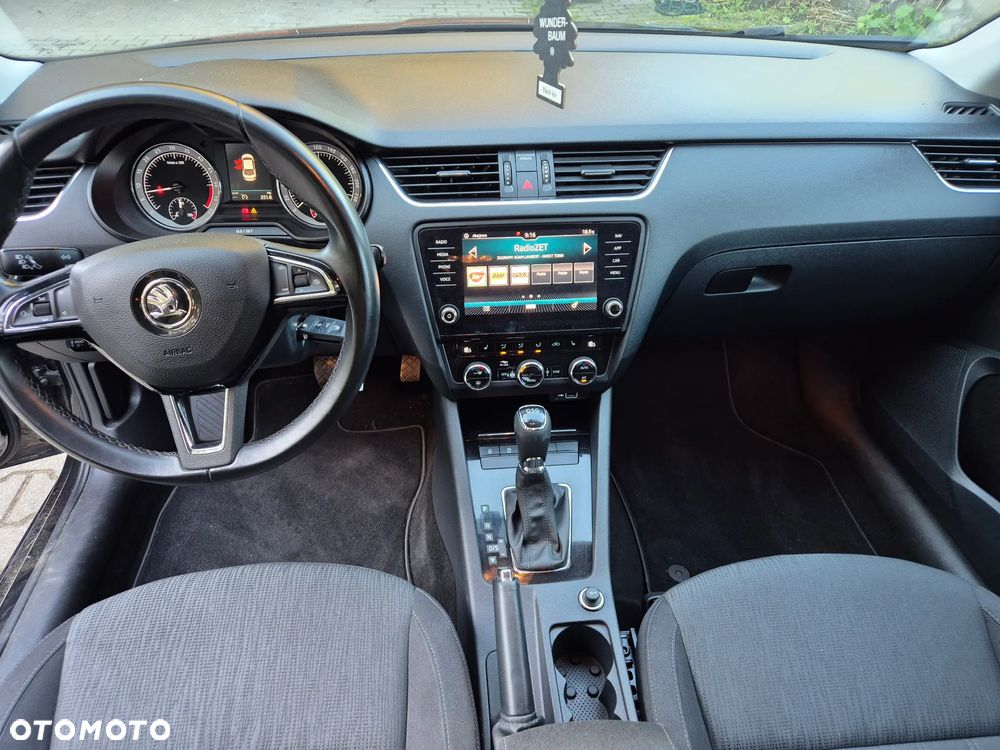 Skoda Octavia 1.6 TDI DSG Drive - 5