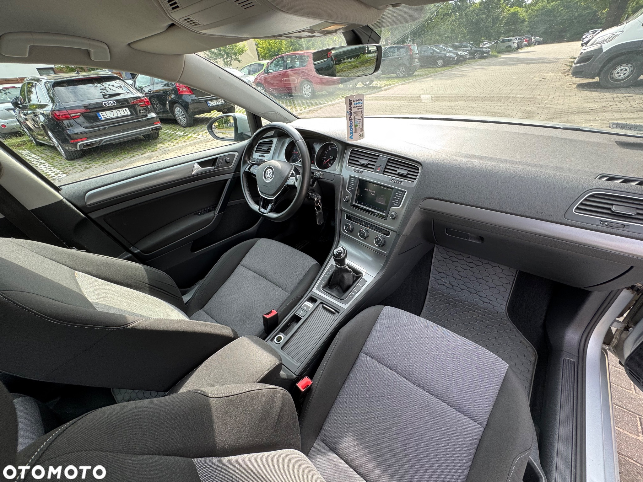 Volkswagen Golf VII 1.6 TDI BMT Comfortline - 13