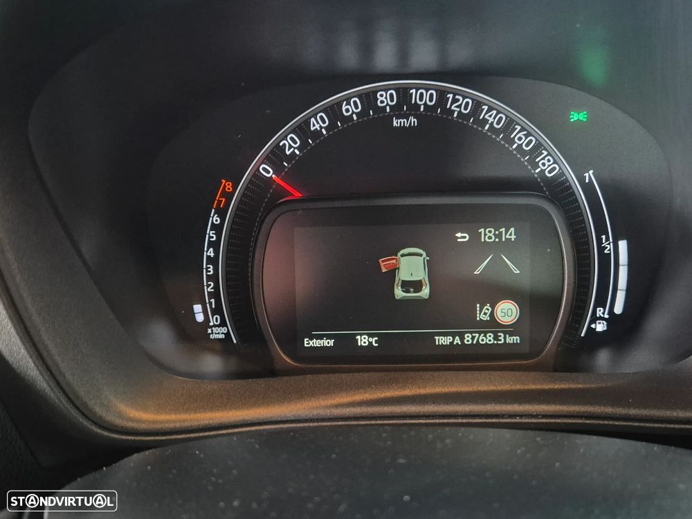 Toyota Aygo X Air Style - 11