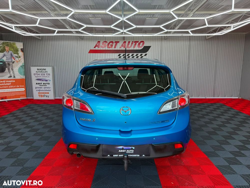 Mazda 3 - 7