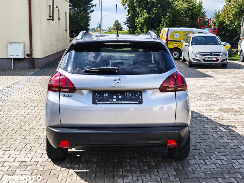 Peugeot 2008 1.6 BlueHDi Style - 8