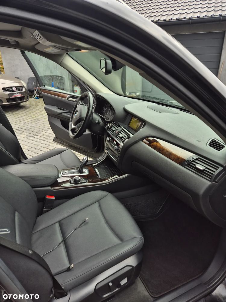 BMW X3 xDrive28i - 21