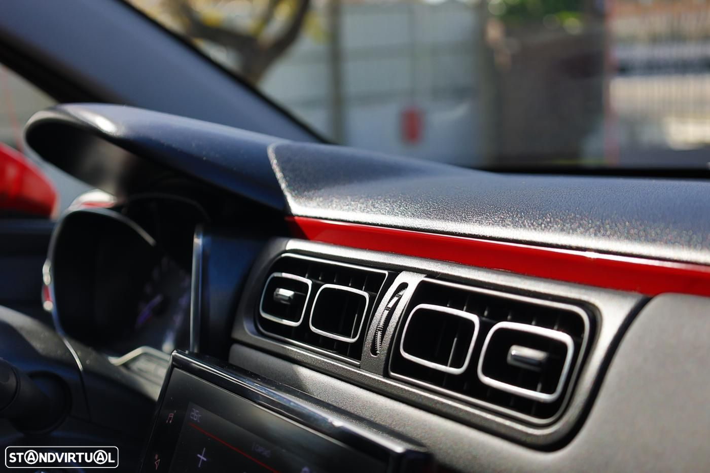 Citroën C3 1.2 PureTech Origins - 19