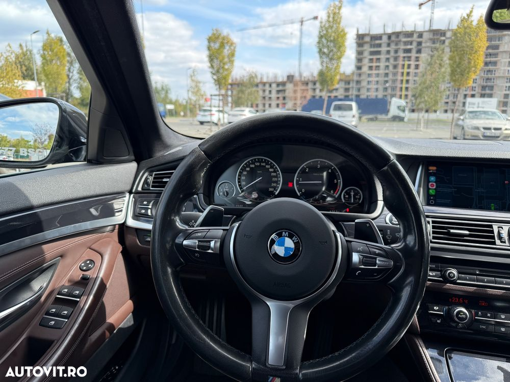 BMW Seria 5 525d xDrive AT - 14