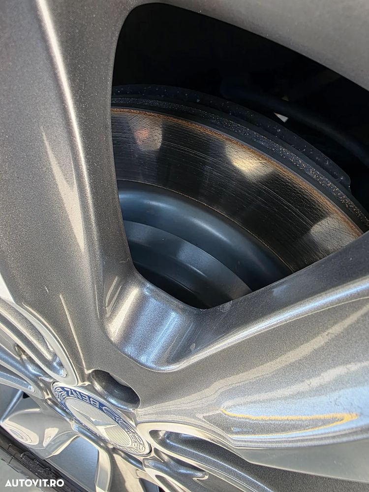 Mercedes-Benz GL - 14