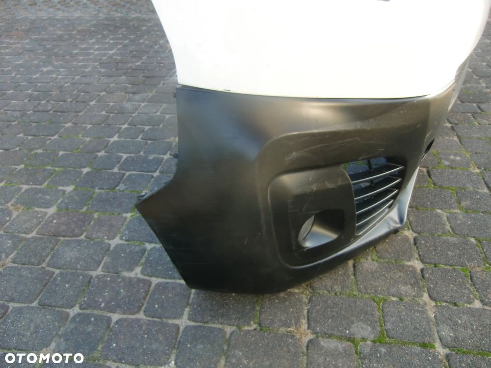 Zderzak Citroen Jumpy III - 3