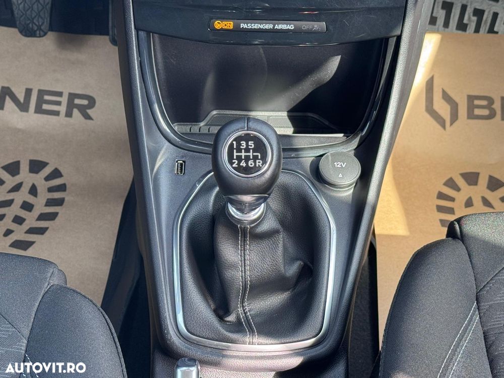 Ford Puma 1.0 EcoBoost MHEV Titanium - 14