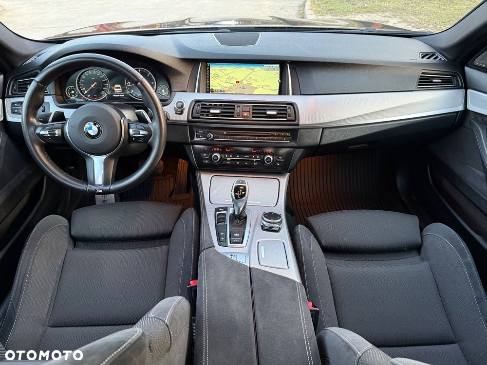 BMW Seria 5 525d xDrive - 2