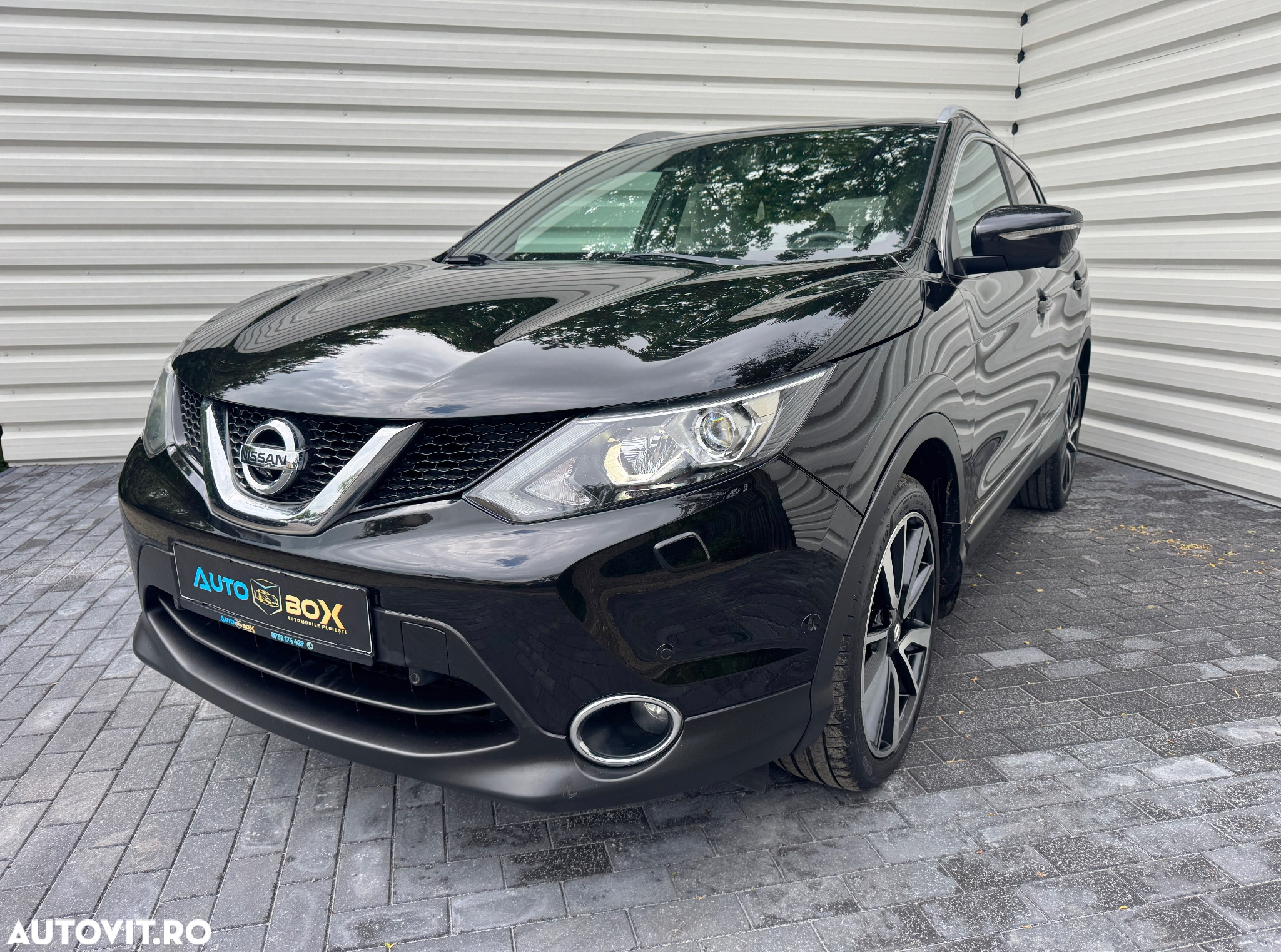 Nissan Qashqai 1.6 DCI 4 x 4 DPF tekna - 14