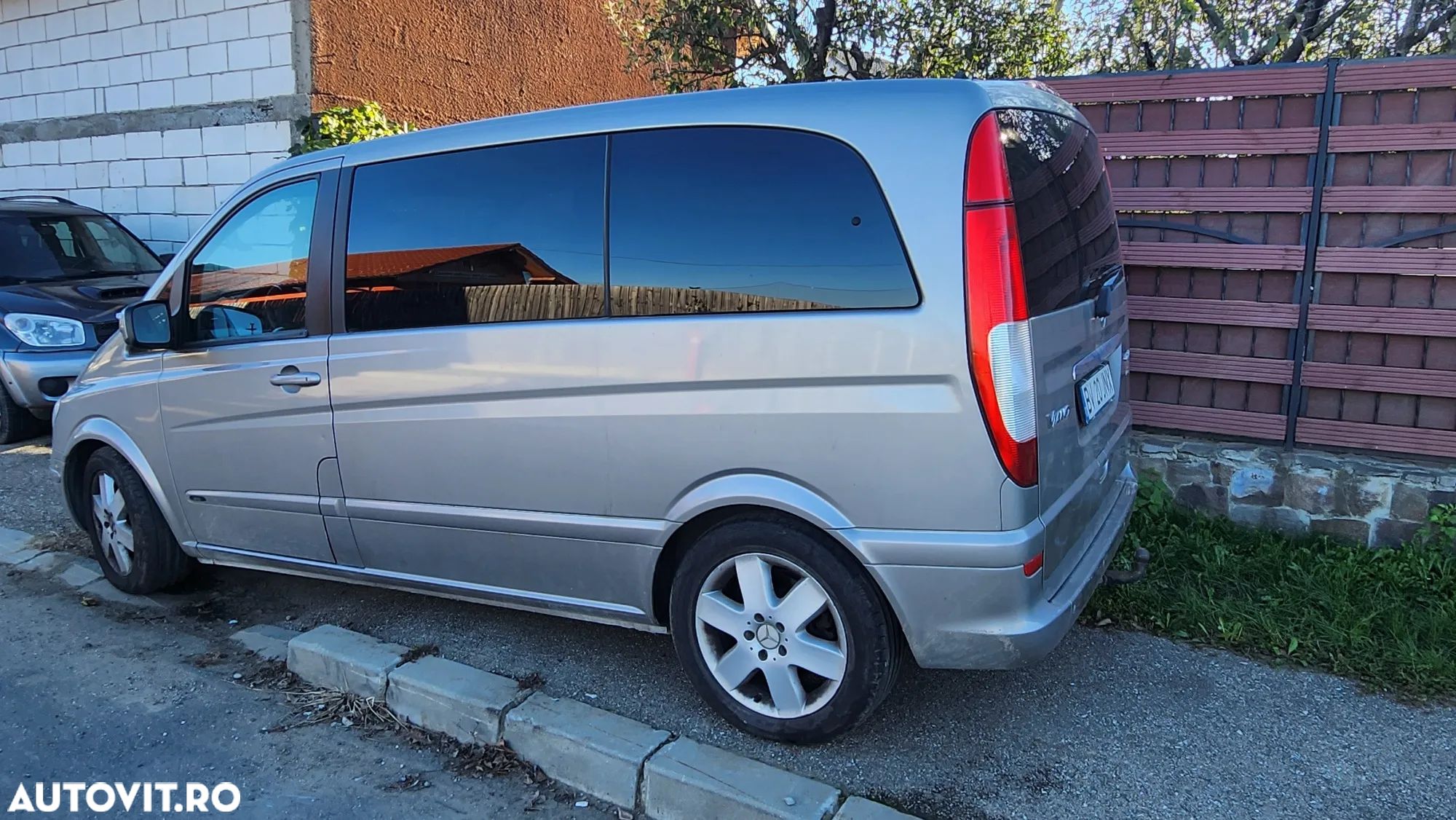 Mercedes-Benz Viano - 1