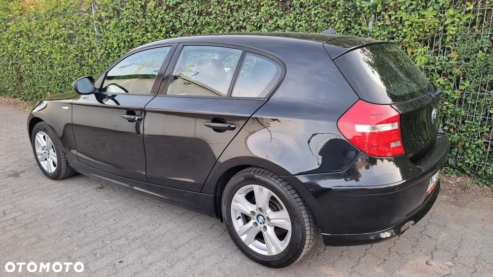 BMW Seria 1 118i - 5