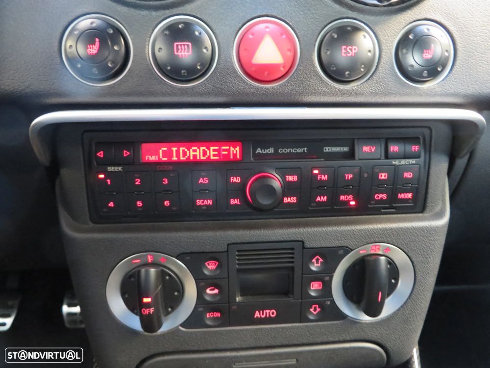 Audi TT Coupé 1.8 T - 29