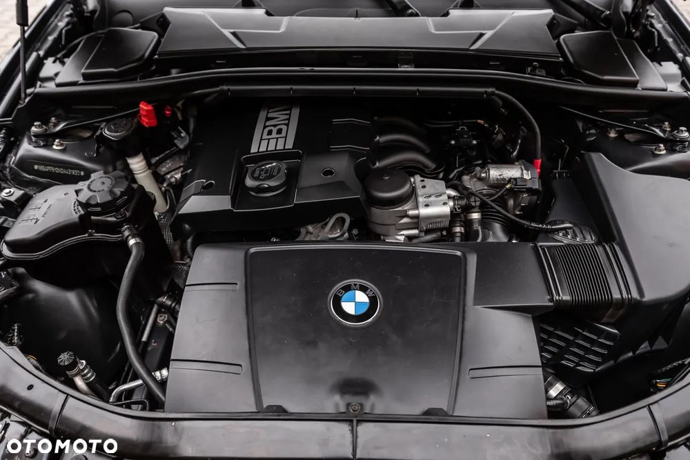 BMW Seria 3 318i Edition Lifestyle - 23